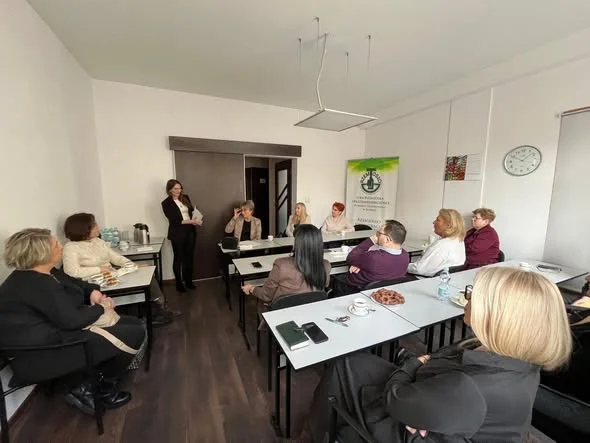 Spotkanie członków komisji egzaminacyjnej w zawodzie fryzjer